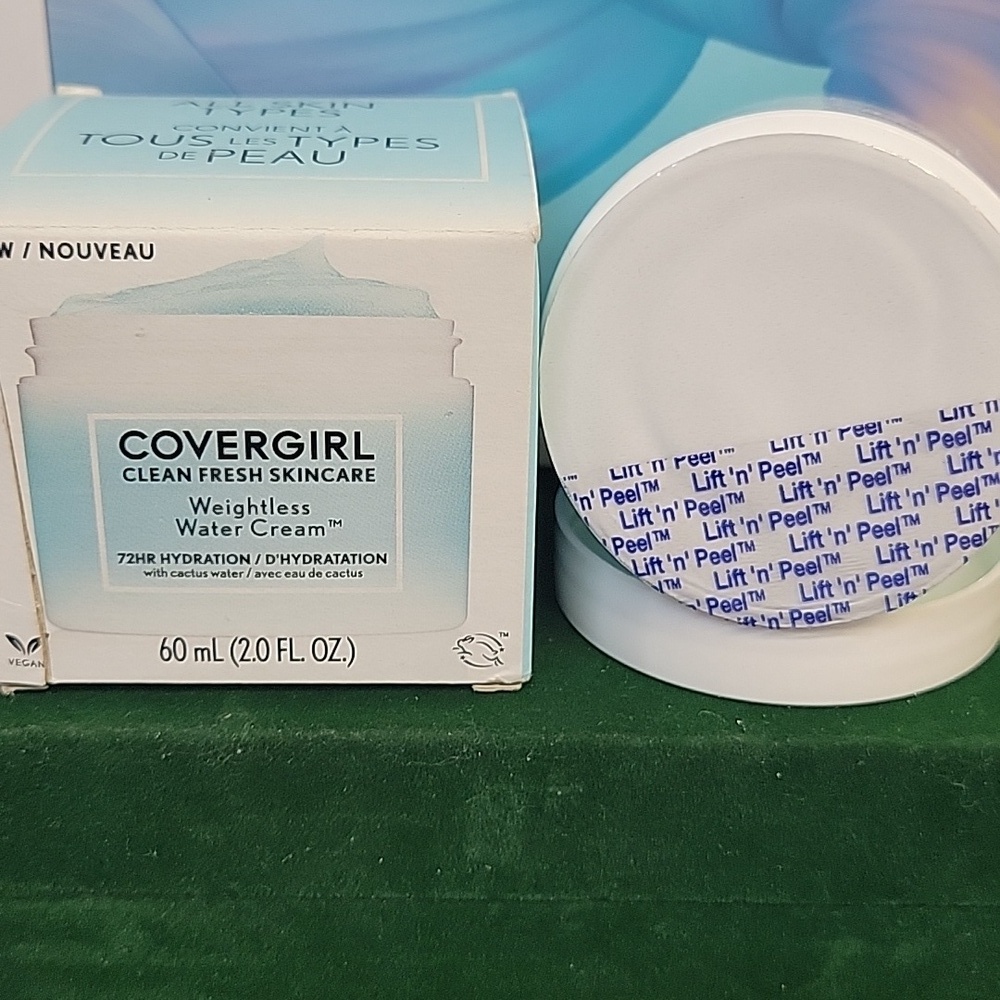 COVERGIRL Skincare Skin Corrector Cream All Skin Types 60ml New Sealed Jar